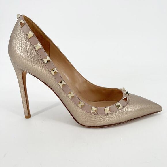 Valentino Garavani Metallic Gold Pebbled Leather Rockstud Pointed Toe Pump EU 37 - Picture 2 of 11